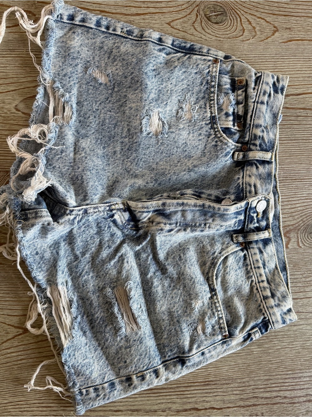 PacSun Light Acid Wash Distressed Denim Jean Shorts